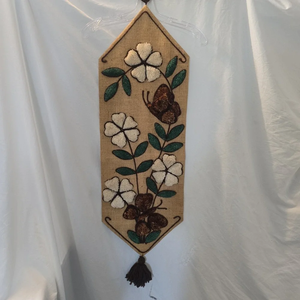 Vtg 1970's BOHO Burlap Flower Butterfly Latch Hook Completed Rug Wall‎ Hanging